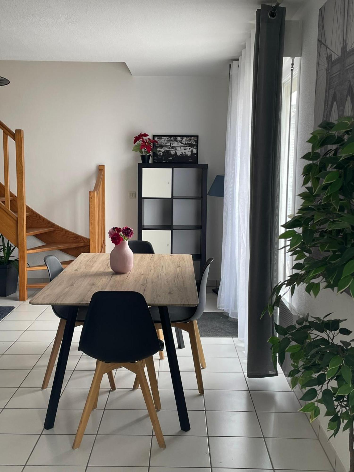Gare Family Home Laval  Dış mekan fotoğraf